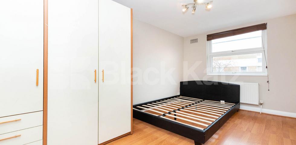 great two bedroom flat set on the first floor of a Victorian conversion Hercules Street, Holloway 